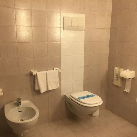 Bella Venezia Hotel 3*