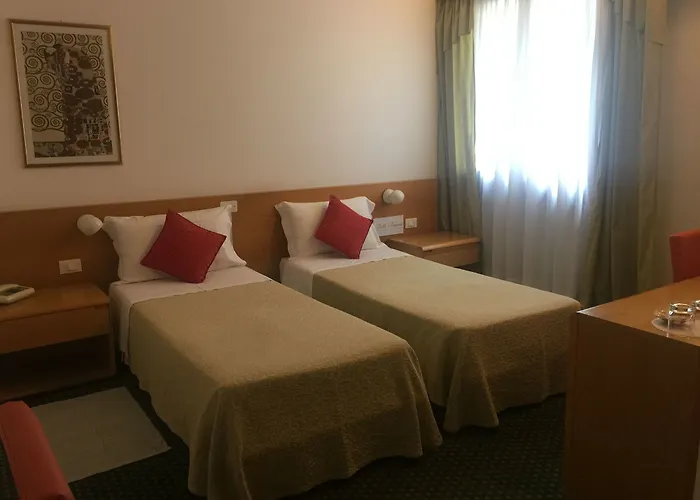Bella Venezia Hotel 3*